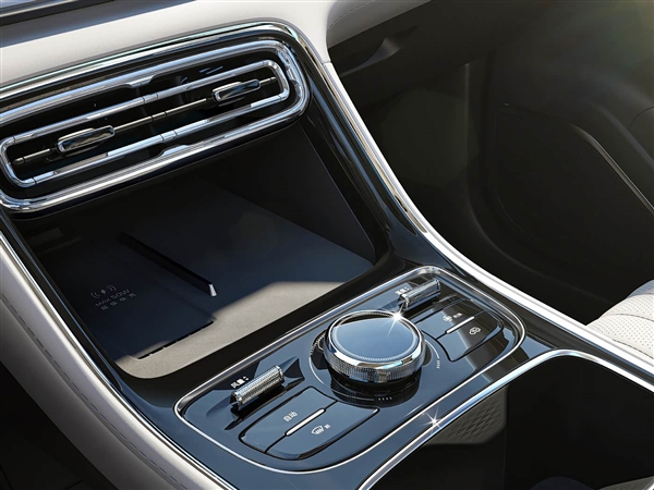 预售8.58万元起 银河星耀6月底上市:吉利又一款大杀器来了